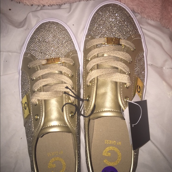 Guess sneakers - Picture 2 of 2